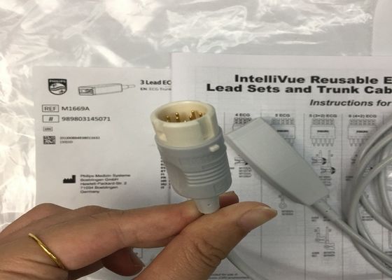M1669A Zwischengeschaltete wiederverwendbare 3-Blei-EKG-Kabel aAMI/IEC 2,7M TPU-Material