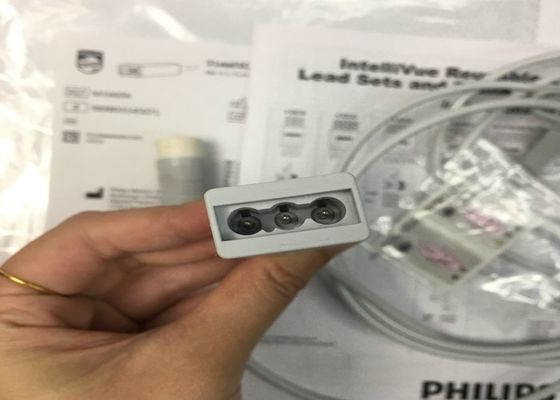 M1669A Zwischengeschaltete wiederverwendbare 3-Blei-EKG-Kabel aAMI/IEC 2,7M TPU-Material
