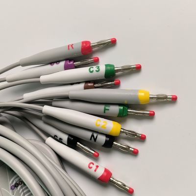 Elektrokardiogramm-Maschine mit integriertem 12-Blei-Draht mit 15 Pins Europäischer Standard IEC Bananenkopf 4.0